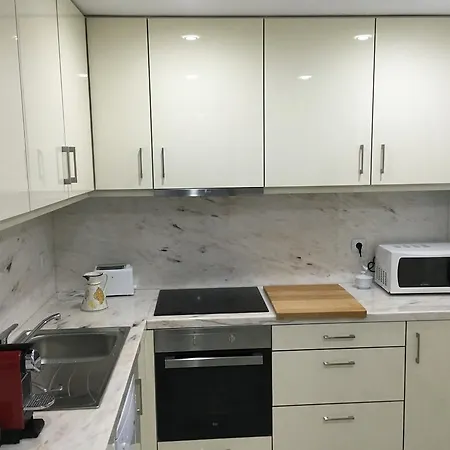 Casa Da Praça - O Seu Refúgio No Coração Histórico De *